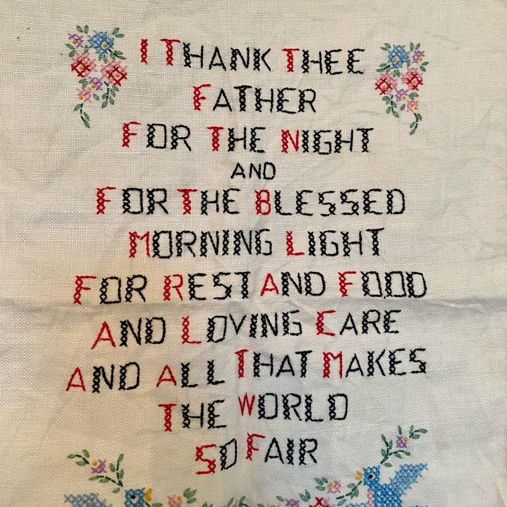 Adorable Handmade Vintage/Antique Hand Towel 💙♥️ - Picture 2 of 4